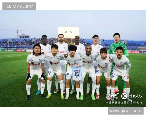 2013中超辽足对战精彩回顾与赛季表现分析