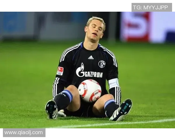 曼联对阵诺伊尔的精彩对决谁能在这场较量中笑到最后 曼联对阵诺伊尔的精彩对决谁能在这场较量中笑到最后