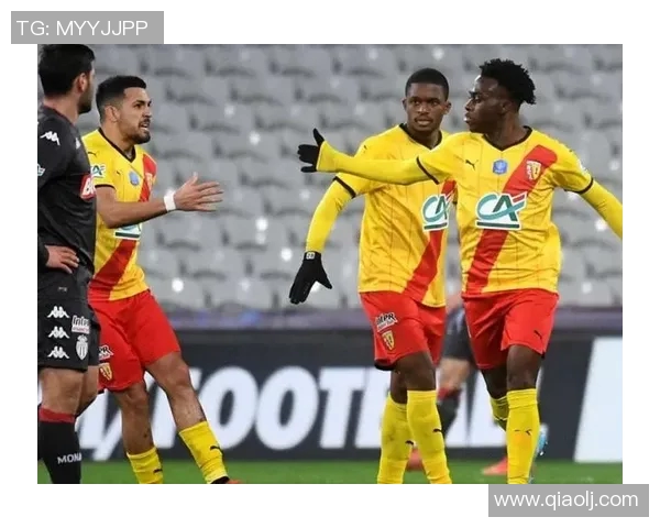 洛里昂对阵朗斯专家分析与推荐策略解析 洛里昂对阵朗斯专家分析与推荐策略解析