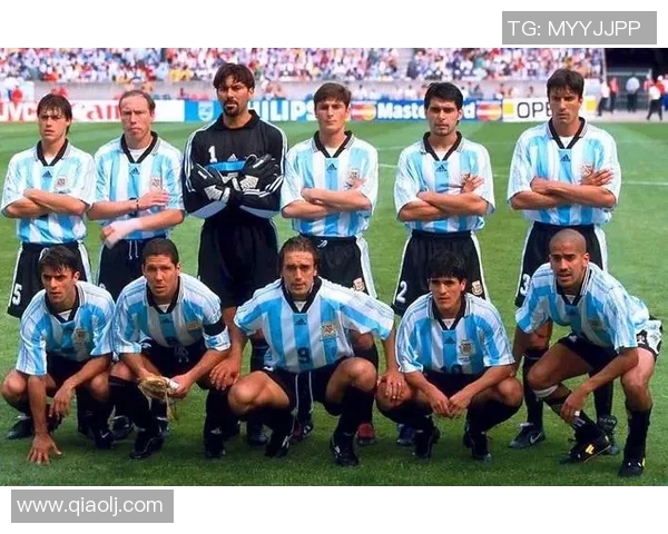 华盛顿足球队与奥兰多队激战正酣精彩对决引发球迷热议 华盛顿足球队与奥兰多队激战正酣精彩对决引发球迷热议