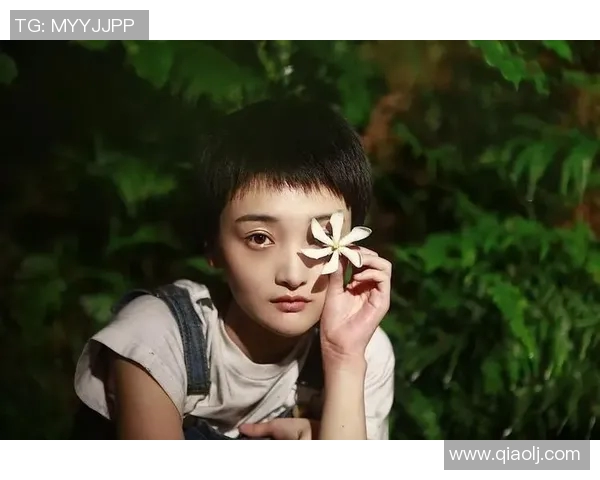 王岚的音乐之路：从小镇女孩到华语乐坛新星的成长故事