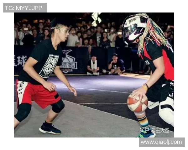 路人王头盔哥的奇幻冒险之旅与网络文化的深度交融